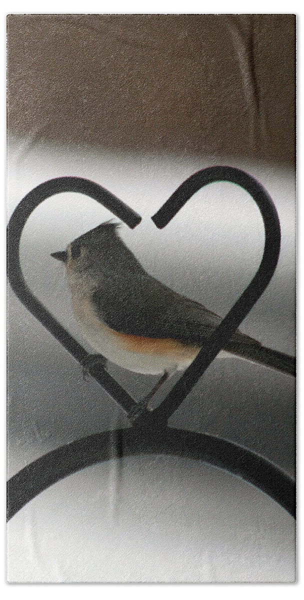 Titmouse Bath Towel featuring the photograph Tufted Titmouse in a Heart by George Jones
