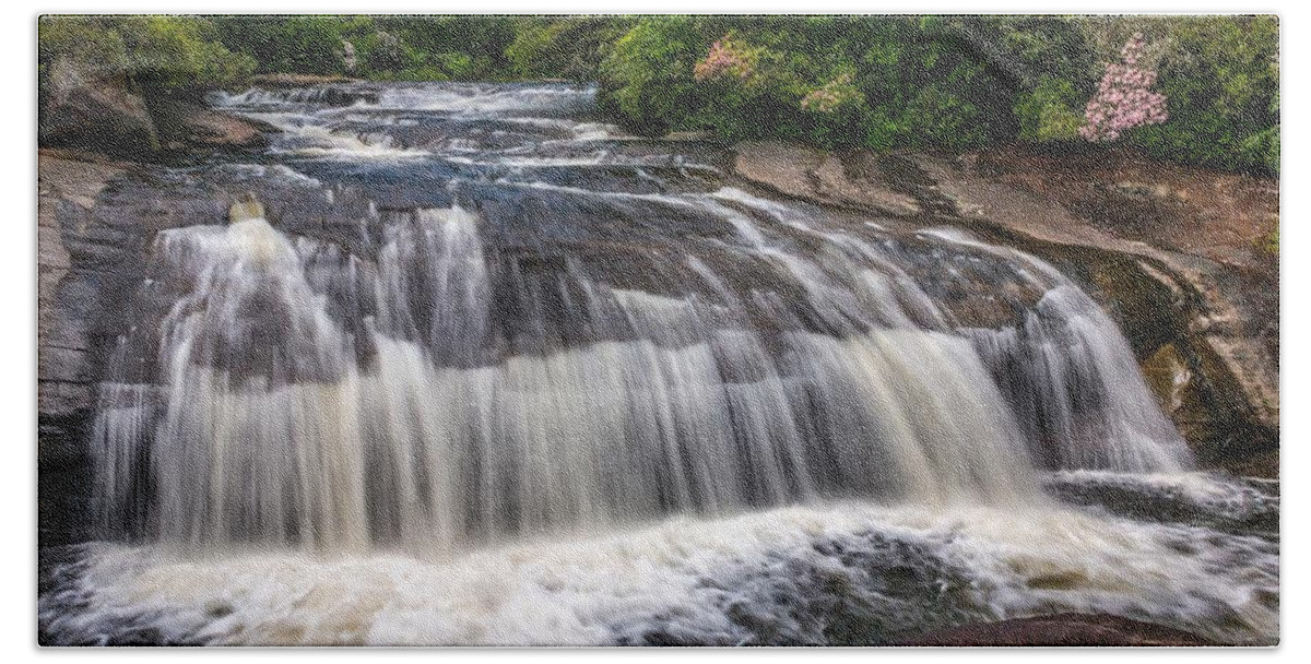 Turtleback Falls Hand Towel featuring the photograph Turtleback Falls by Chris Berrier