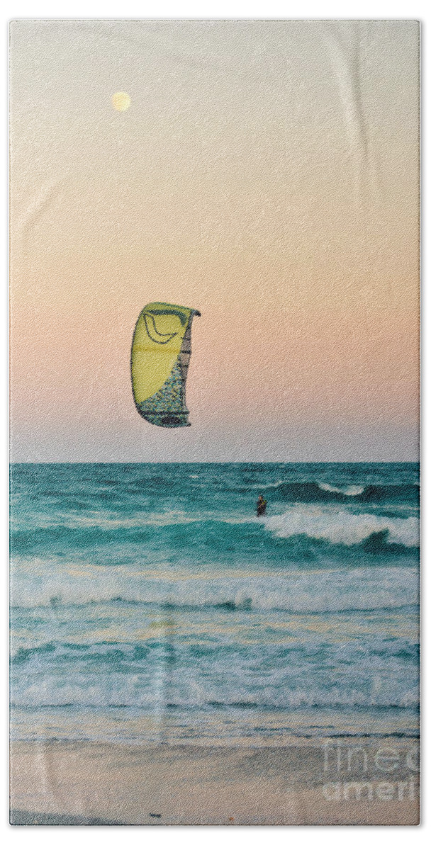 Kiteboarding Bath Towel featuring the photograph Twilight Kite Surfer Under the Moon by Kelly Nowak