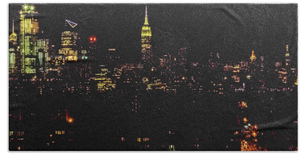 New York Bath Towel featuring the photograph Union City NJ Traffic by Leon deVose