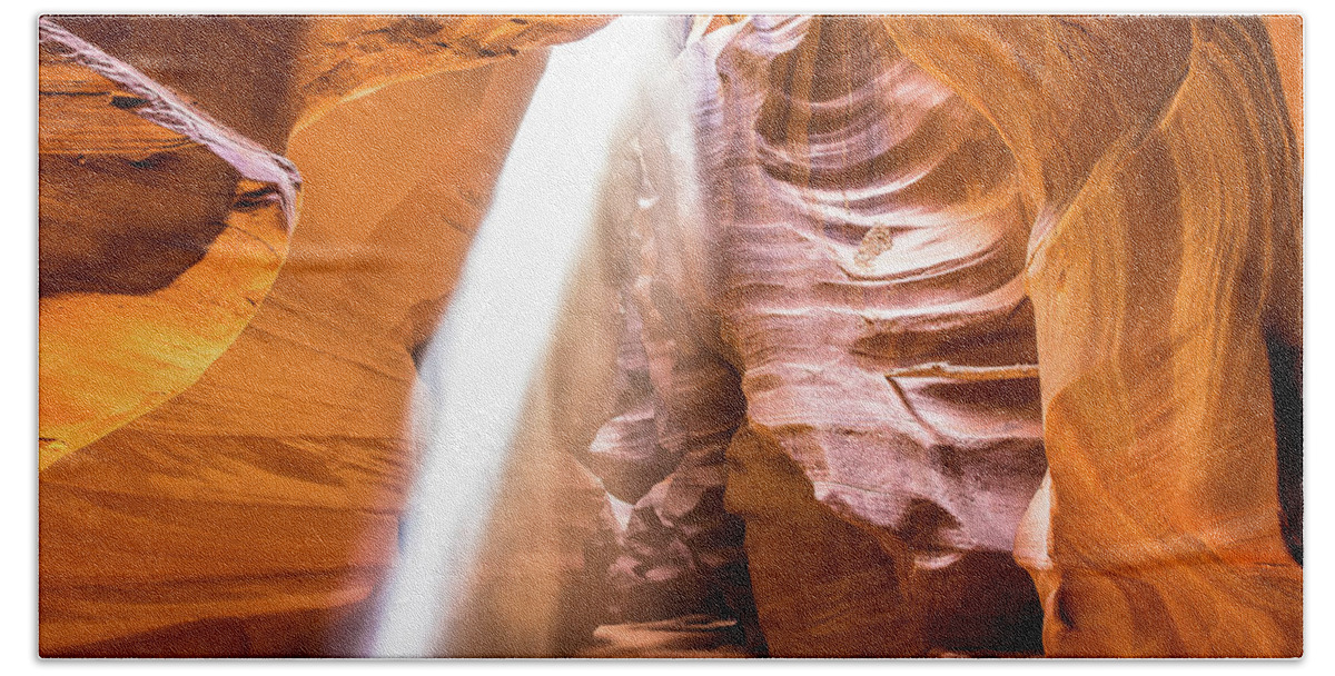 Canyon Hand Towel featuring the photograph Upper Antelope II by Mark Joseph