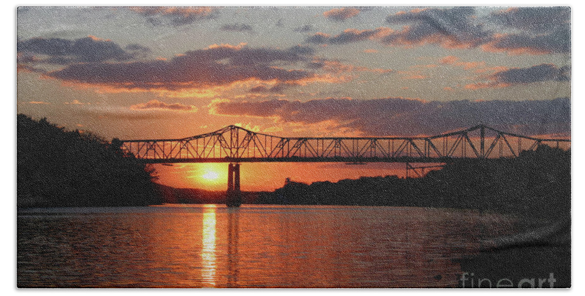 Sunset Bath Towel featuring the photograph Utica Bridge at Sunset by Paula Guttilla