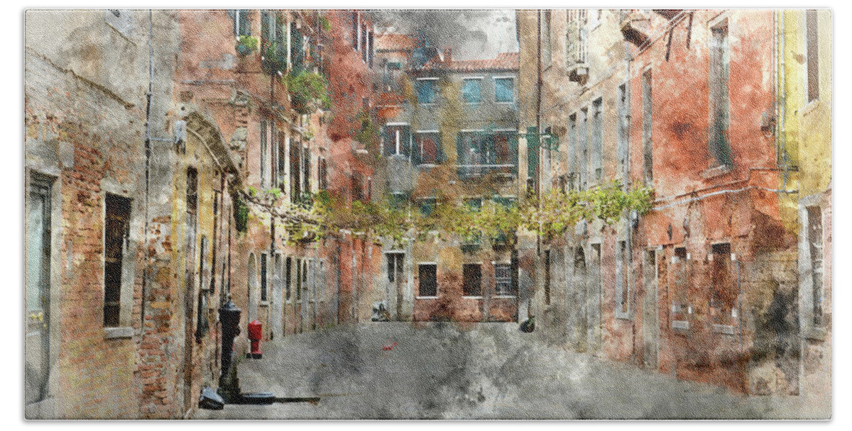 Green Bath Towel featuring the photograph Venice Italy Buildings by Brandon Bourdages