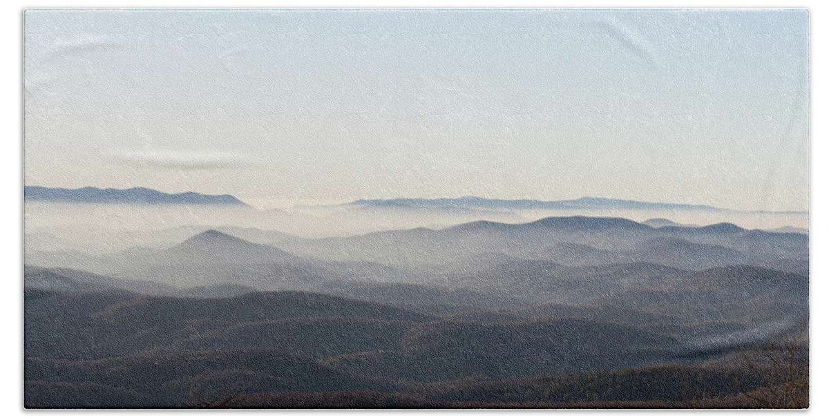 View Bath Towel featuring the photograph View from Blood Mountain by Paul Rebmann