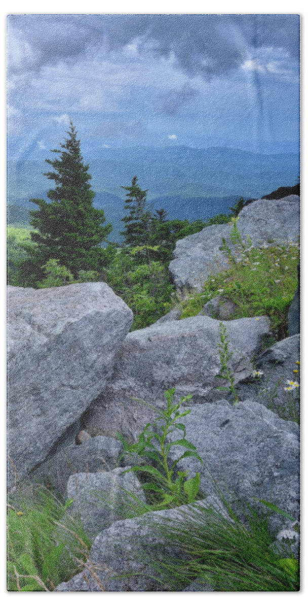 Grandfather Bath Towel featuring the photograph View from Grandfather Mtn NC by Steve Hurt