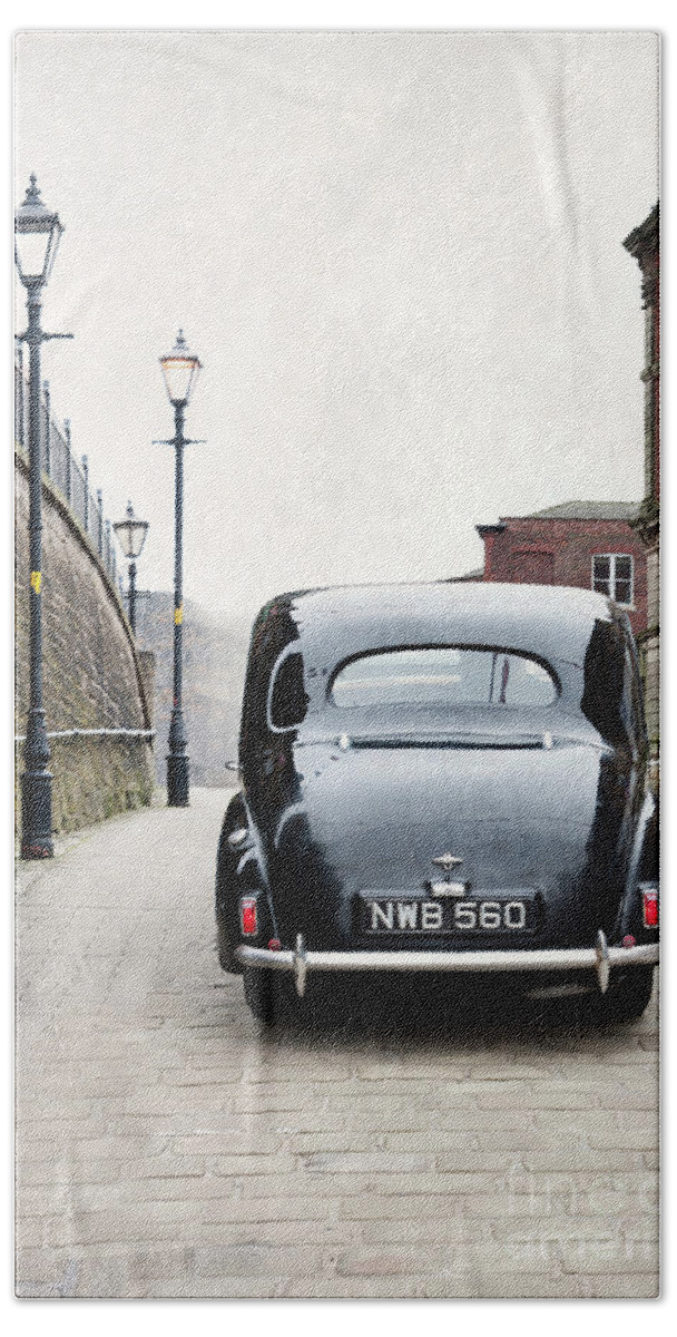 Car Bath Towel featuring the photograph Vintage Car On A Cobbled Street by Lee Avison