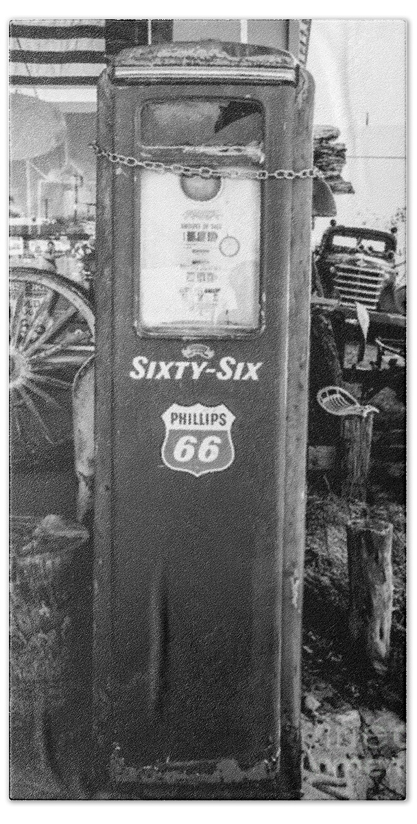Gas Pump Bath Towel featuring the photograph Vintage Gas Pump by Anthony Sacco