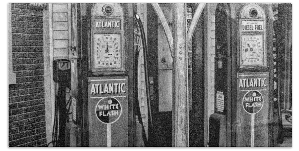 Vintage Gas Station Bw Bath Towel featuring the photograph Vintage Gas Station BW by Phyllis Taylor