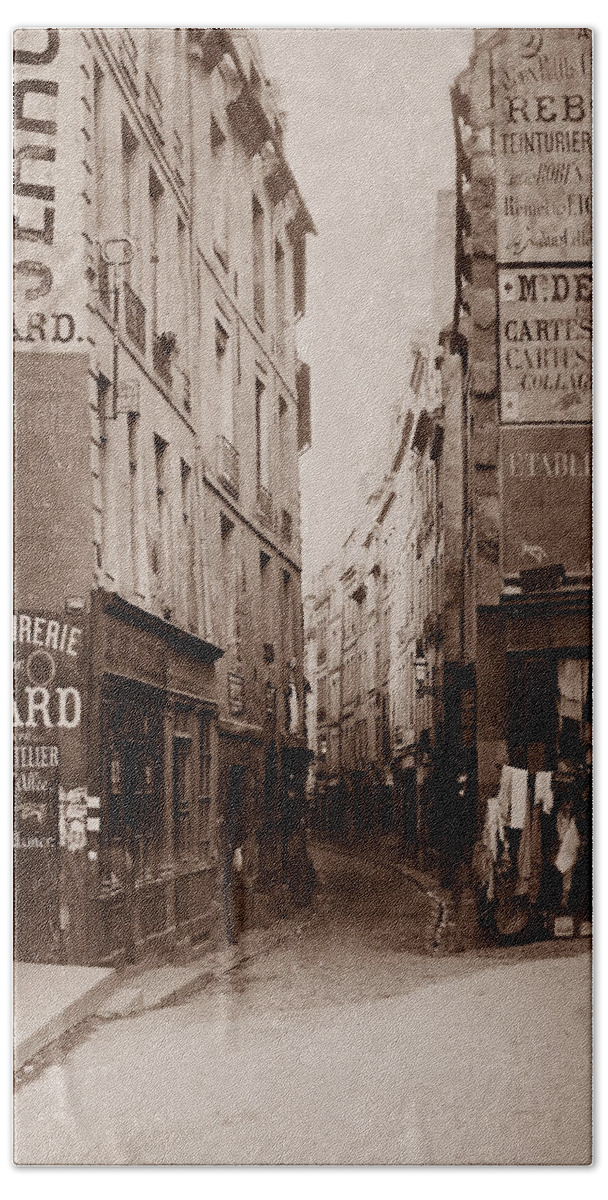 Paris Bath Towel featuring the photograph Vintage Paris 21 by Andrew Fare