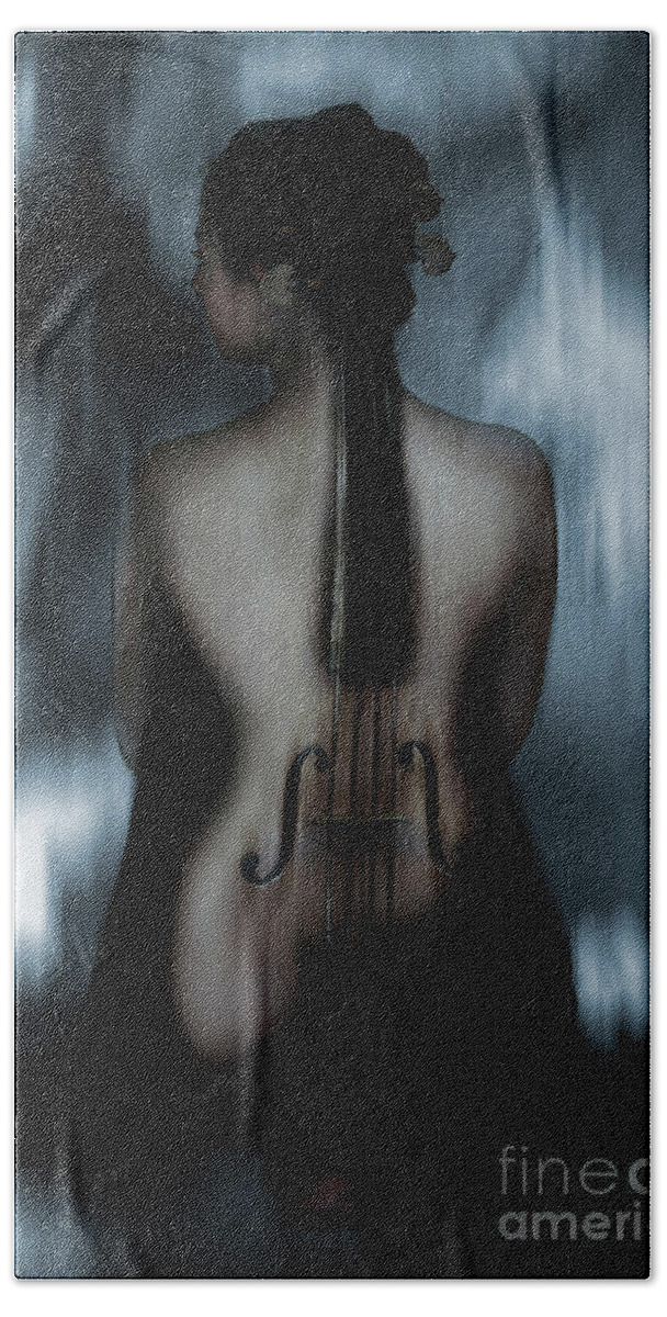 Violin Bath Towel featuring the painting Violin Lady 04 by Gull G