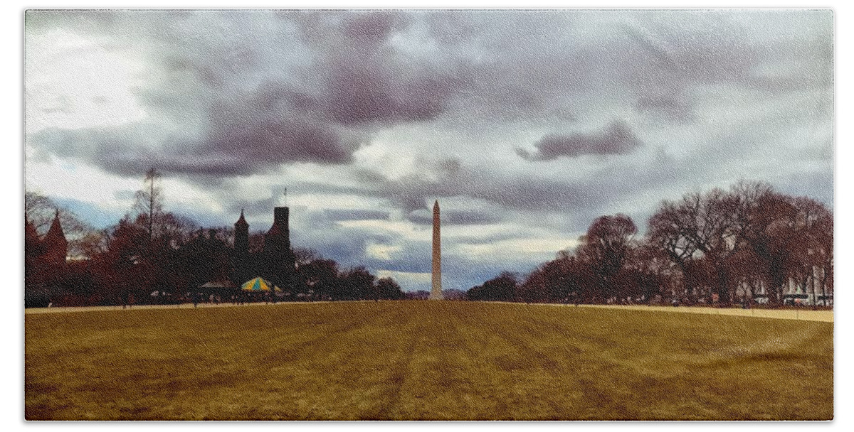 Washington Monument Hand Towel featuring the photograph Washington Monument by Chris Montcalmo