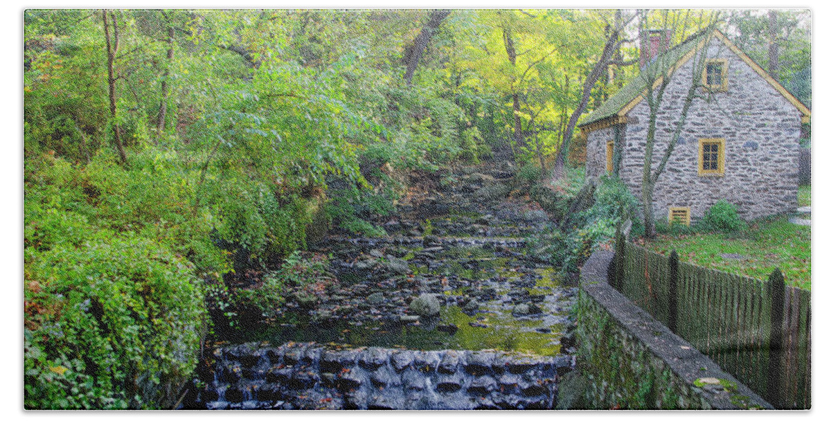 Waterfall Hand Towel featuring the photograph Waterfall at Rittenhouse Town Philadelphia by Bill Cannon