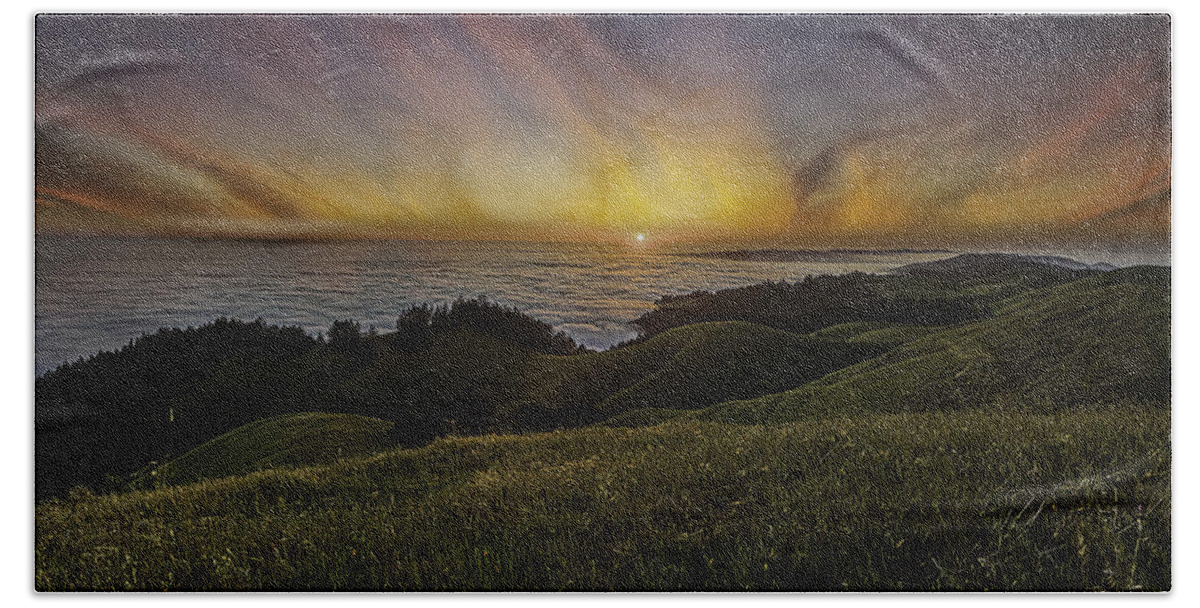 California Bath Towel featuring the photograph West Coast Sunset by Don Hoekwater Photography