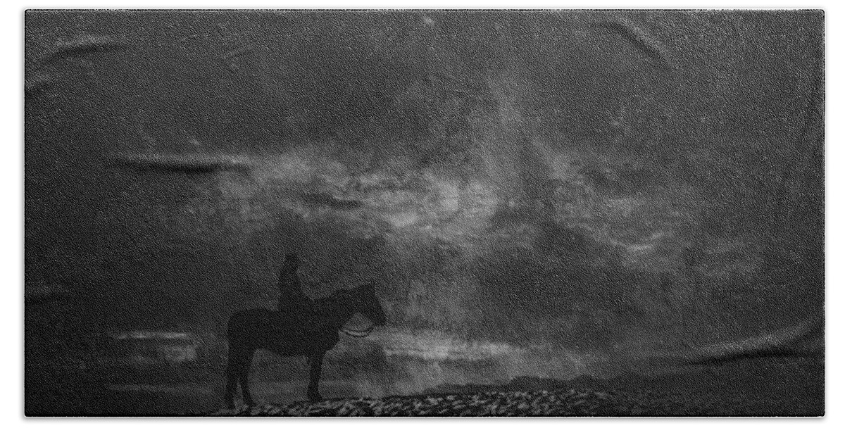 Black & White Bath Towel featuring the photograph White Sands Horse and Rider #4d by Walter Herrit