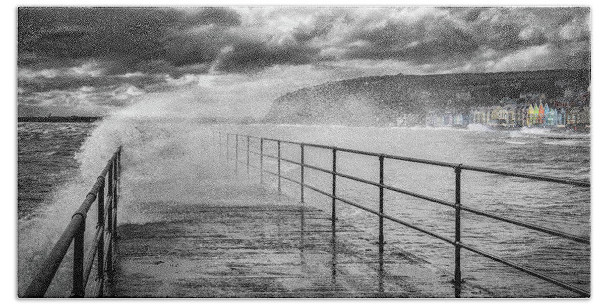 Whitehead Bath Towel featuring the photograph Whitehead with a splash of colour by Nigel R Bell
