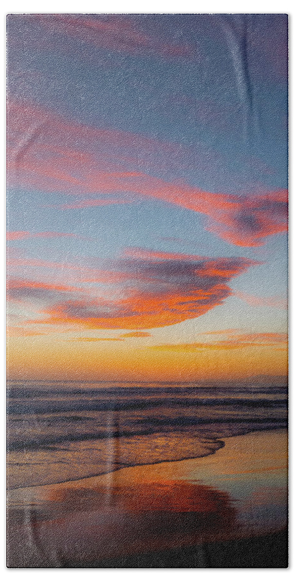 Beach Bath Towel featuring the photograph Windblown Sunset by David Downs