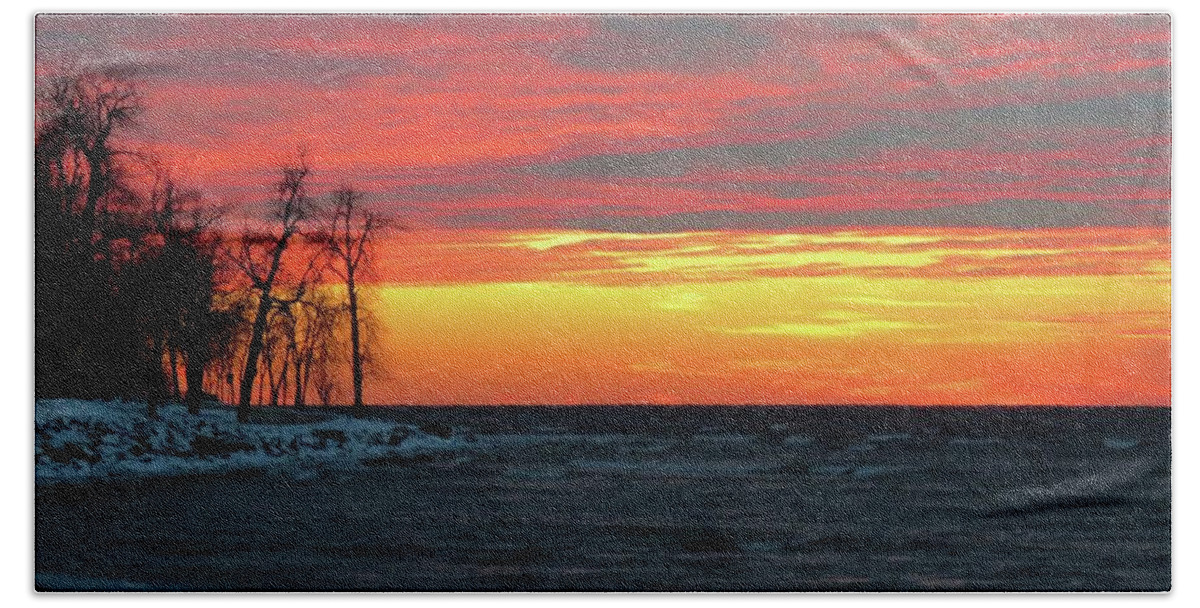 Sunset Hand Towel featuring the photograph Winter Solstice Eve by Dennis McCarthy