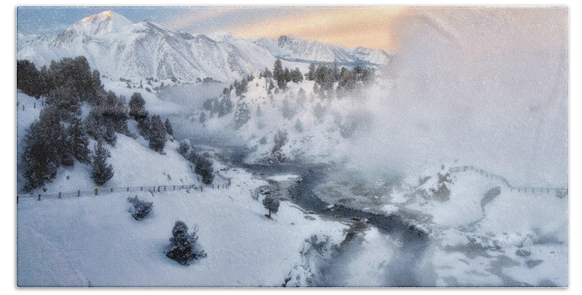 Sunrise Hand Towel featuring the photograph Winter Steam by Nicki Frates