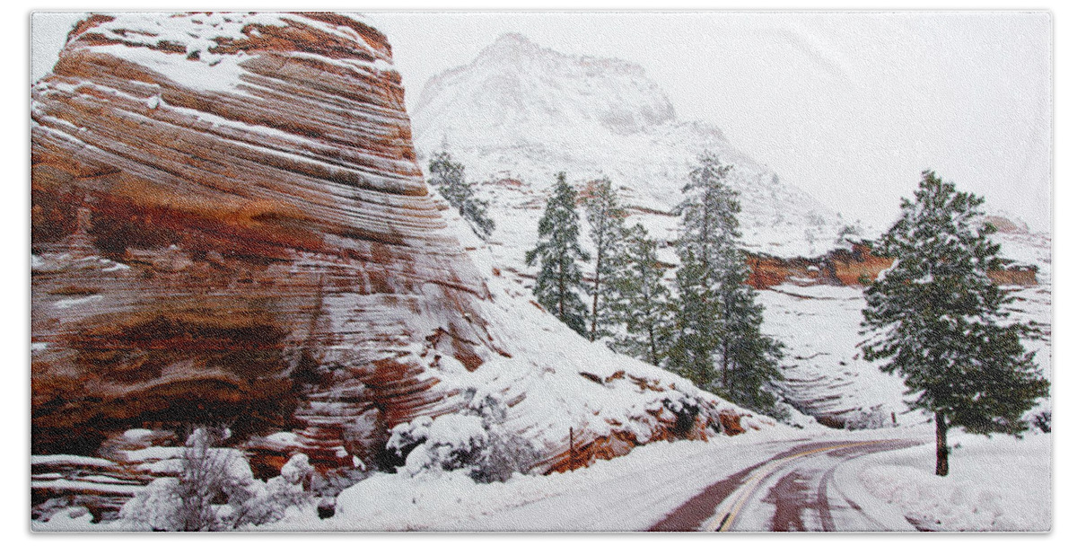 Zion Hand Towel featuring the photograph Zion Road in Winter by Daniel Woodrum