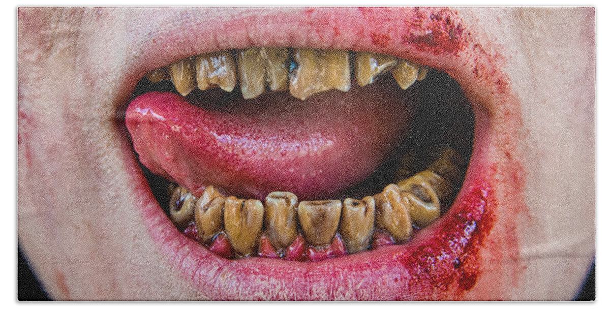 Teeth Bath Towel featuring the photograph Zombie mouth and teeth by Matthias Hauser