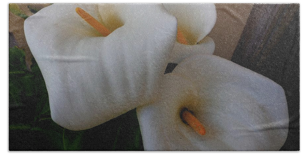 Botanical Bath Towel featuring the photograph Calla Lilies Three #1 by Richard Thomas