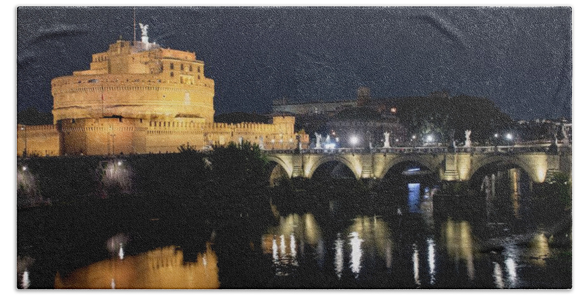 Italy Bath Towel featuring the photograph Castel Sant Angelo by night #1 by Robert Grac