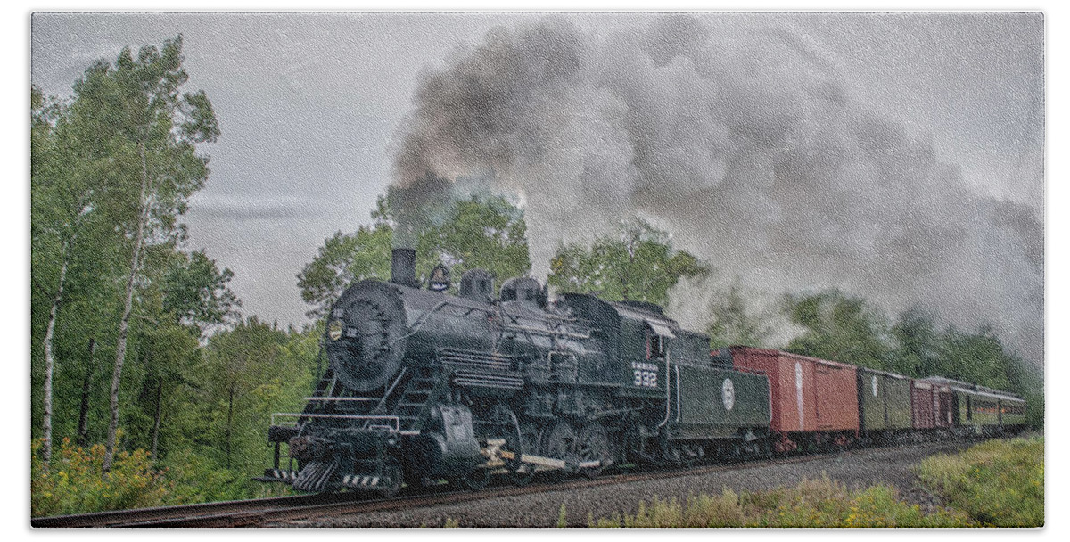 Railroad Bath Towel featuring the photograph Duluth, Missabe, Iron Range 332 steam locomotive #1 by Jim Pearson
