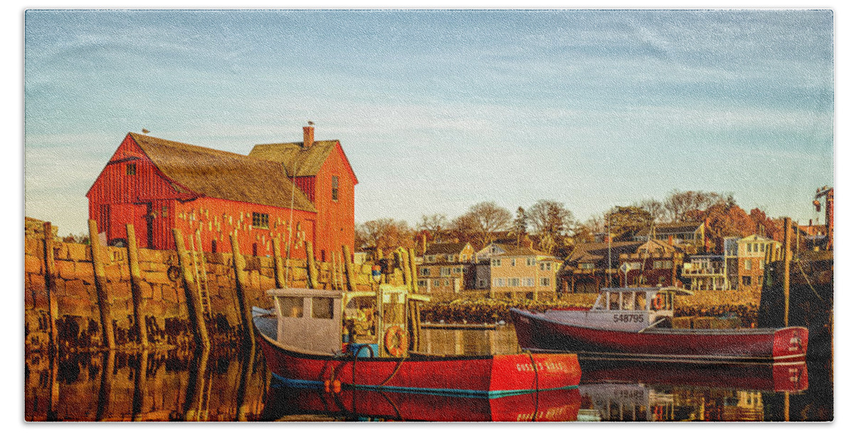 Massachusetts Bath Towel featuring the photograph Low Tide And Lobster Boats At Motif #1 by Jeff Sinon