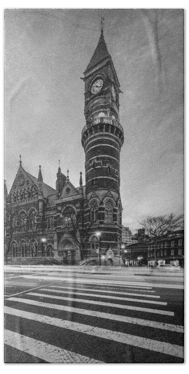 Nypl Bath Towel featuring the photograph NYPL Jefferson Market Branch #1 by Susan Candelario