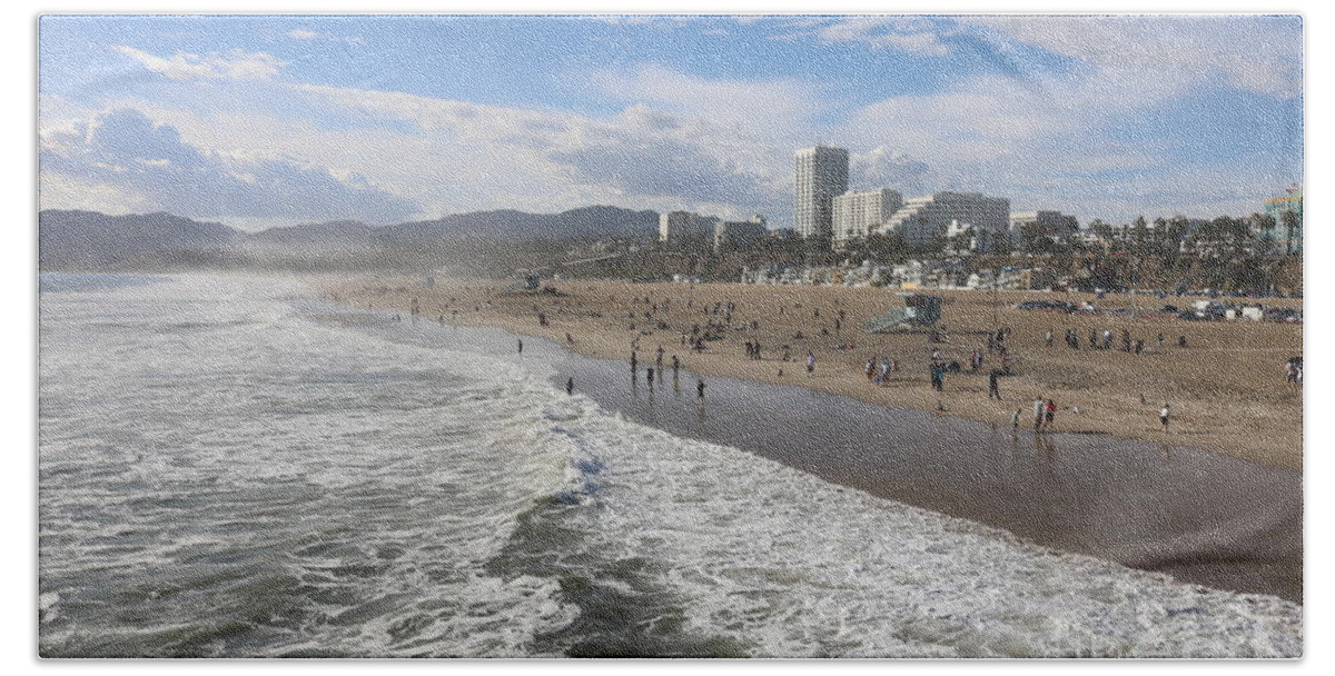 Beach Bath Towel featuring the photograph Santa Monica Beach, Santa Monica, California #1 by John Shiron