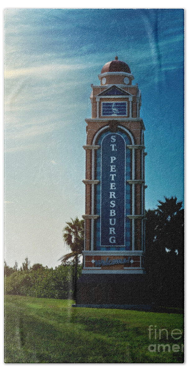 Tower Bath Towel featuring the photograph Welcome To St. Petersburg #1 by Marvin Spates