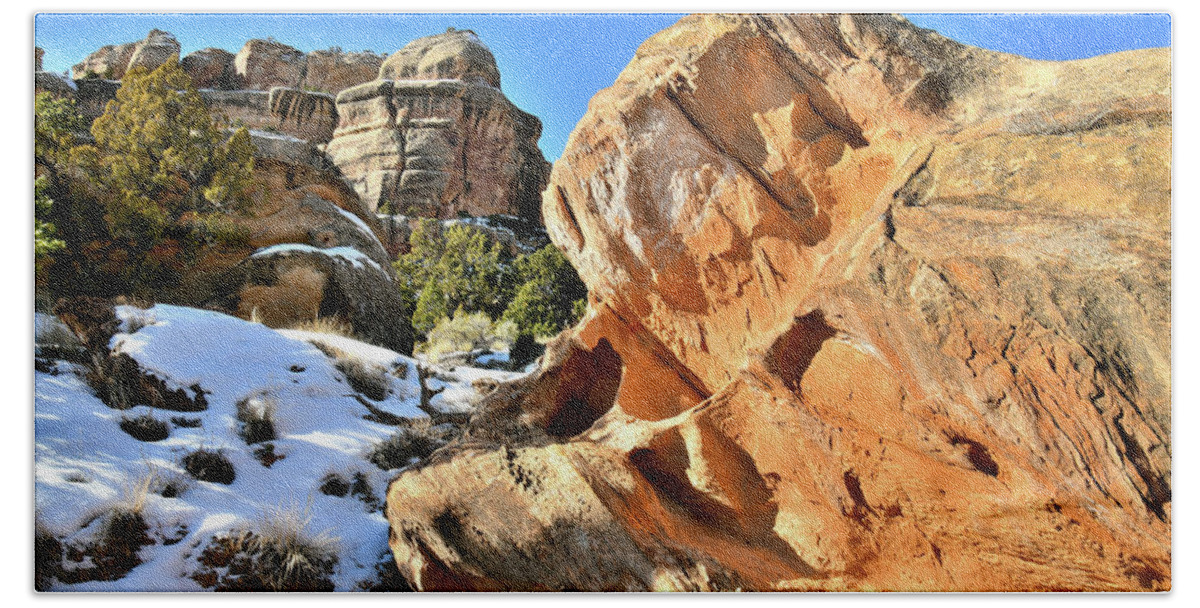 Colorado National Monument Hand Towel featuring the photograph Colorful Colorado National Monument #2 by Ray Mathis