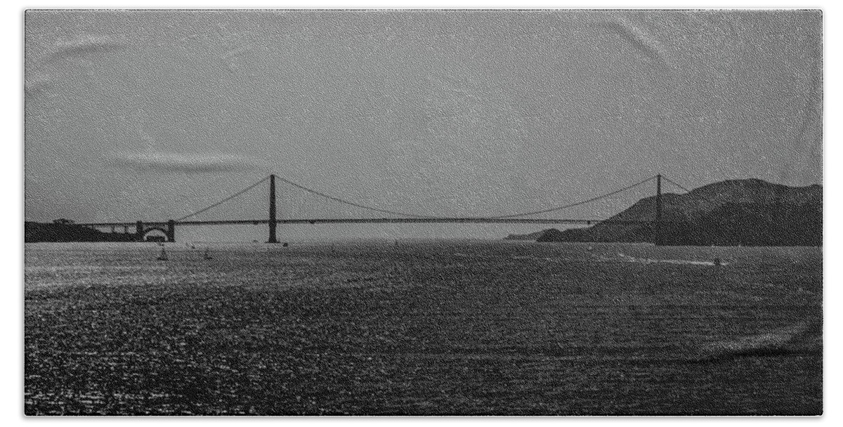 Golden Gate Bridge Bath Towel featuring the photograph Golden Gate Bridge by Stuart Manning