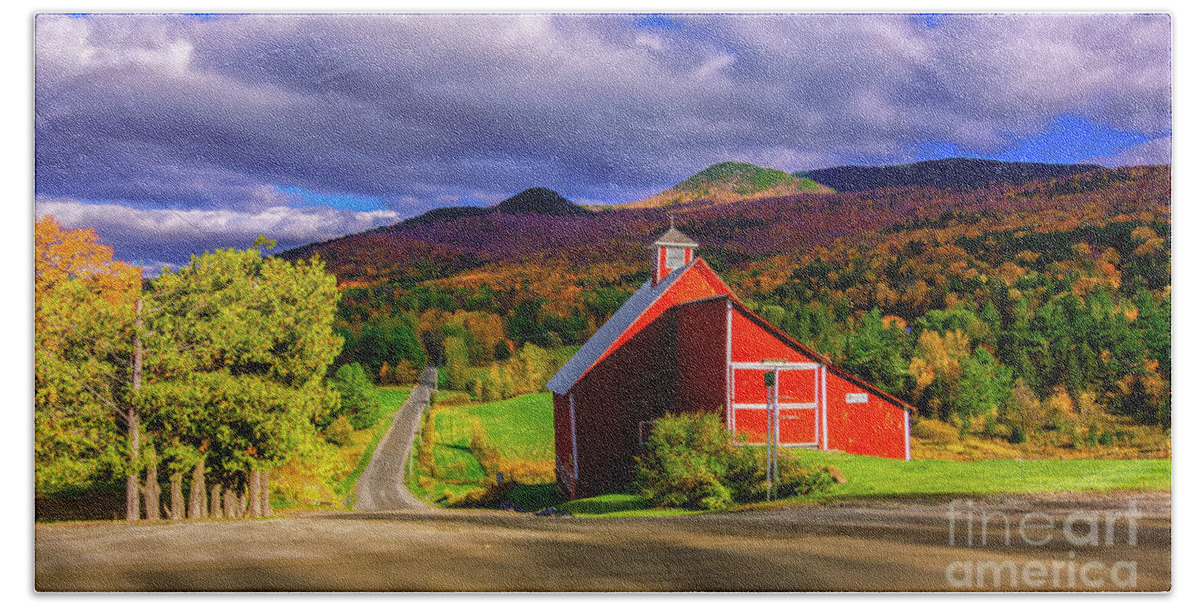Vermont Hand Towel featuring the photograph On the backroads of Stowe. #3 by Scenic Vermont Photography