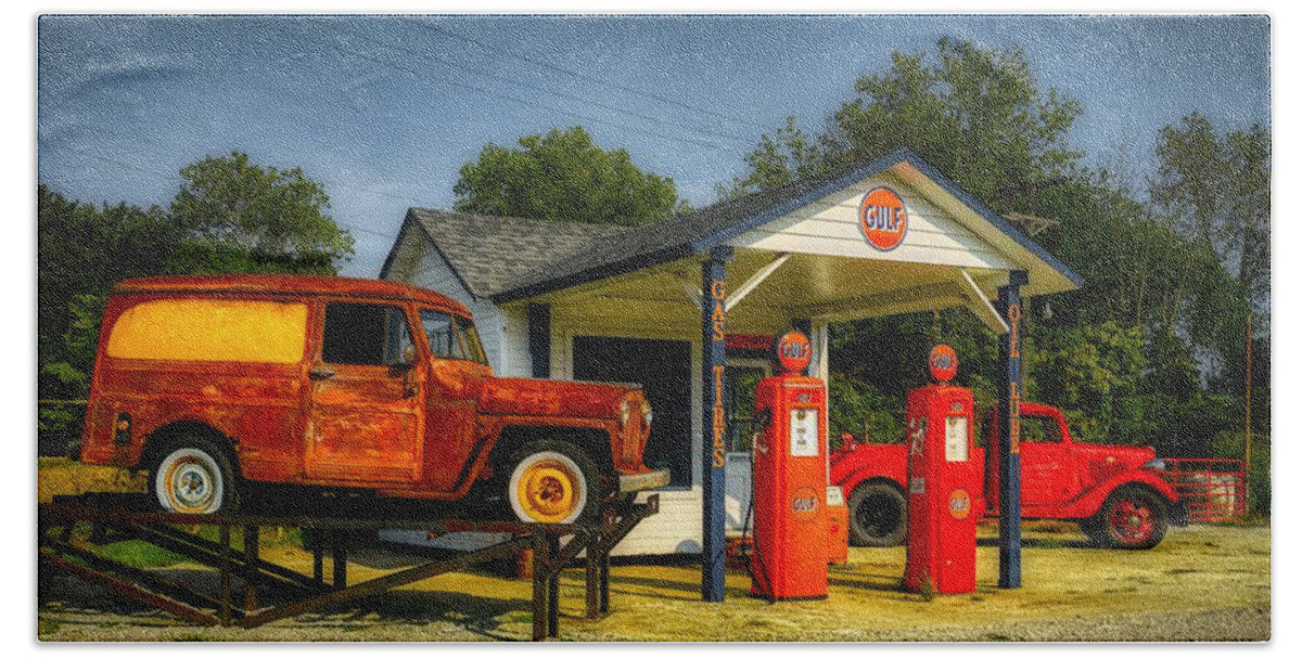 Old Gas Stations Hand Towel featuring the photograph The Good Old Days #2 by Mountain Dreams