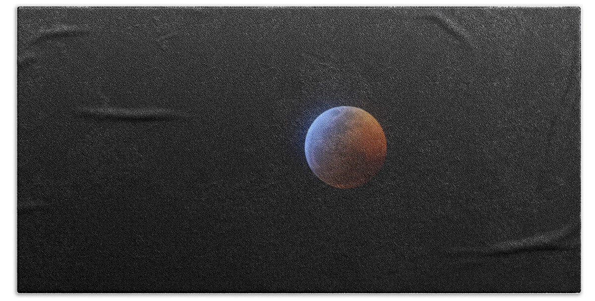 Lunar Eclipse Bath Towel featuring the photograph 2019 Lunar Eclipse by Chance Kafka