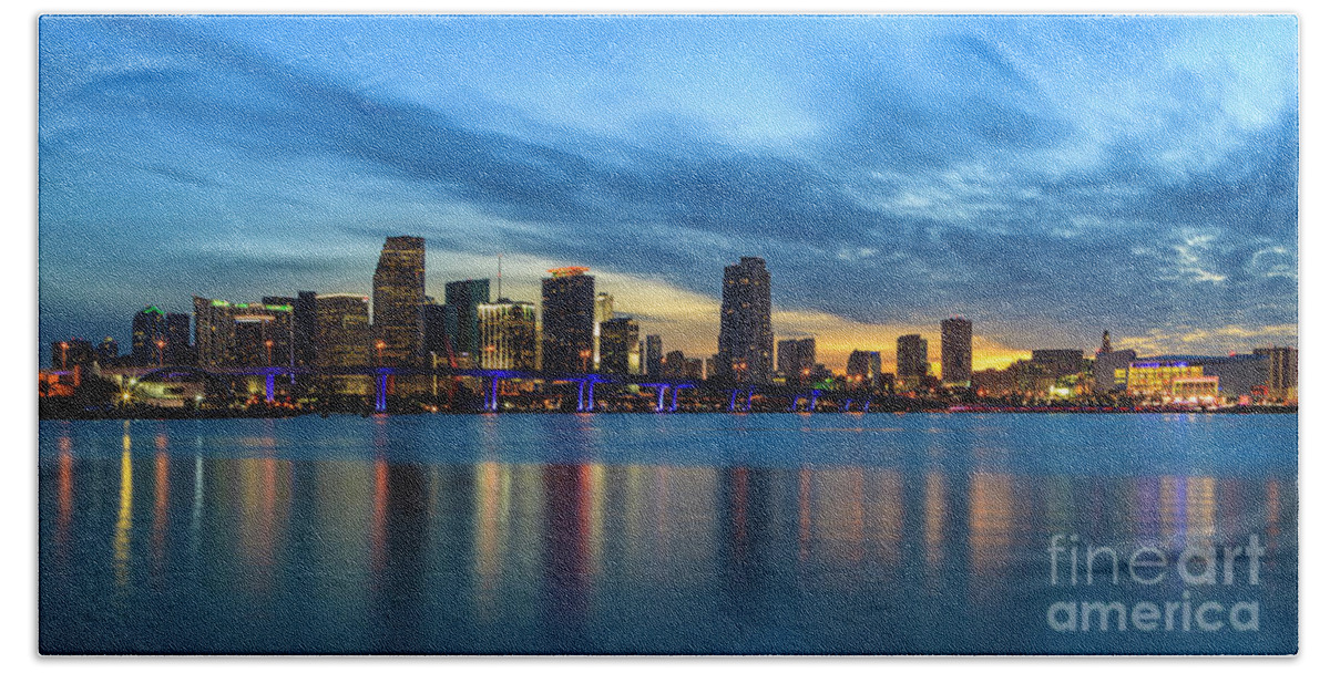 Biscayne Bay Hand Towel featuring the photograph Miami Sunset Skyline by Raul Rodriguez