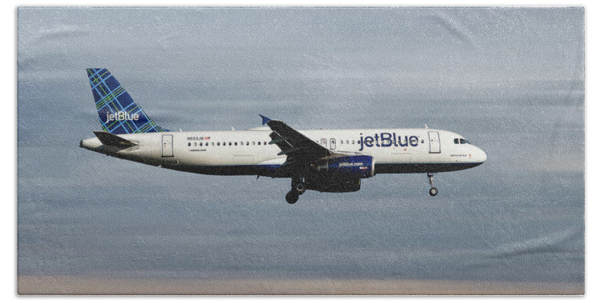 Jetblue Bath Towel featuring the mixed media JetBlue Airways Airbus A320-232 #4 by Smart Aviation