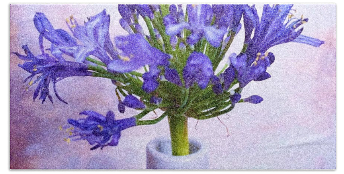 Photo Bath Towel featuring the photograph Agapanthus Blooming by Marsha Heiken