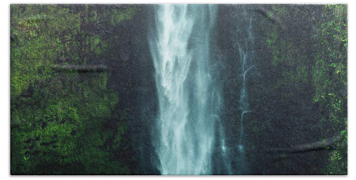 Akaka Falls Hand Towel featuring the photograph Akaka Falls by Tor-Ivar Naess