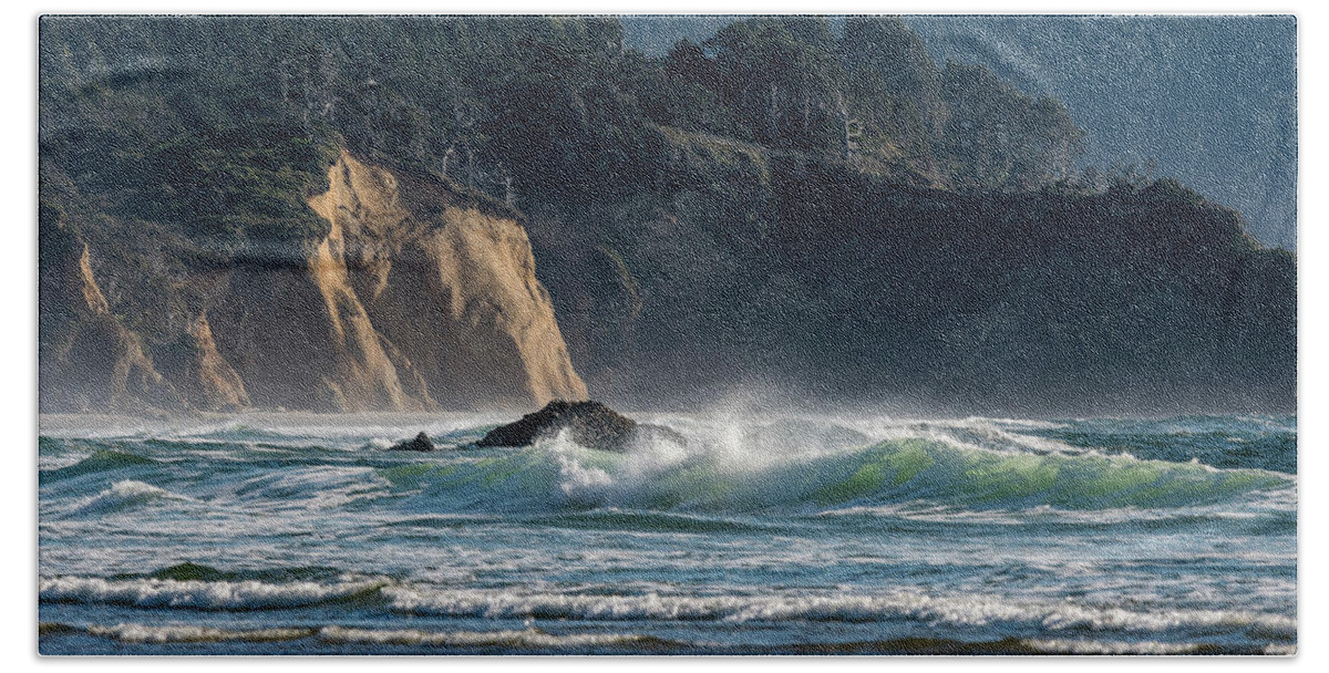 Afternoon Bath Towel featuring the photograph Arcadia Beach and Waves by Robert Potts