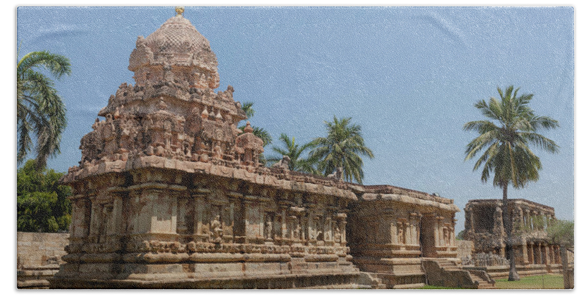 Architecture Hand Towel featuring the photograph Asia, India, Tamil Nadu, Gangaikonda Cholapuram, Brihadisvara Temple by Maria Heyens