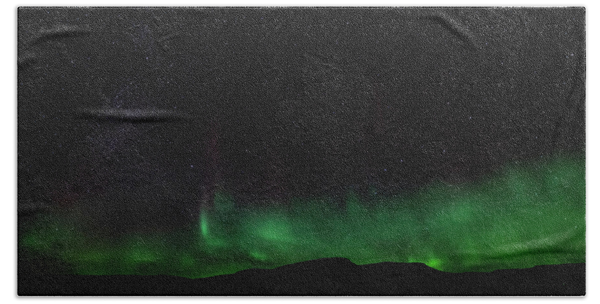 Iceland Bath Towel featuring the photograph Aurora Borealis 2018 #1 by Framing Places