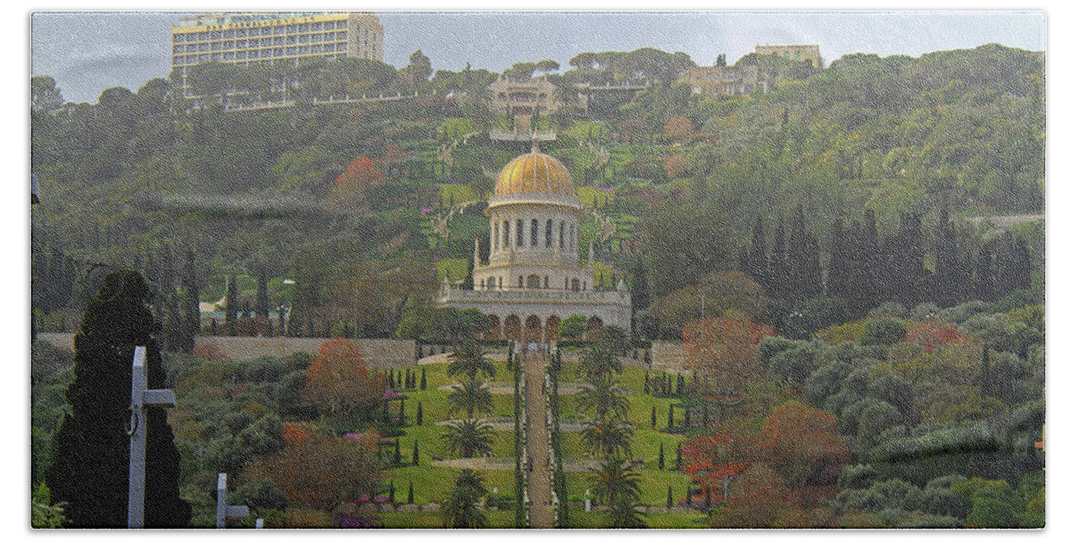 Bahai Bath Towel featuring the photograph Bahai Gardens and Temple - Haifa, Israel by Richard Krebs