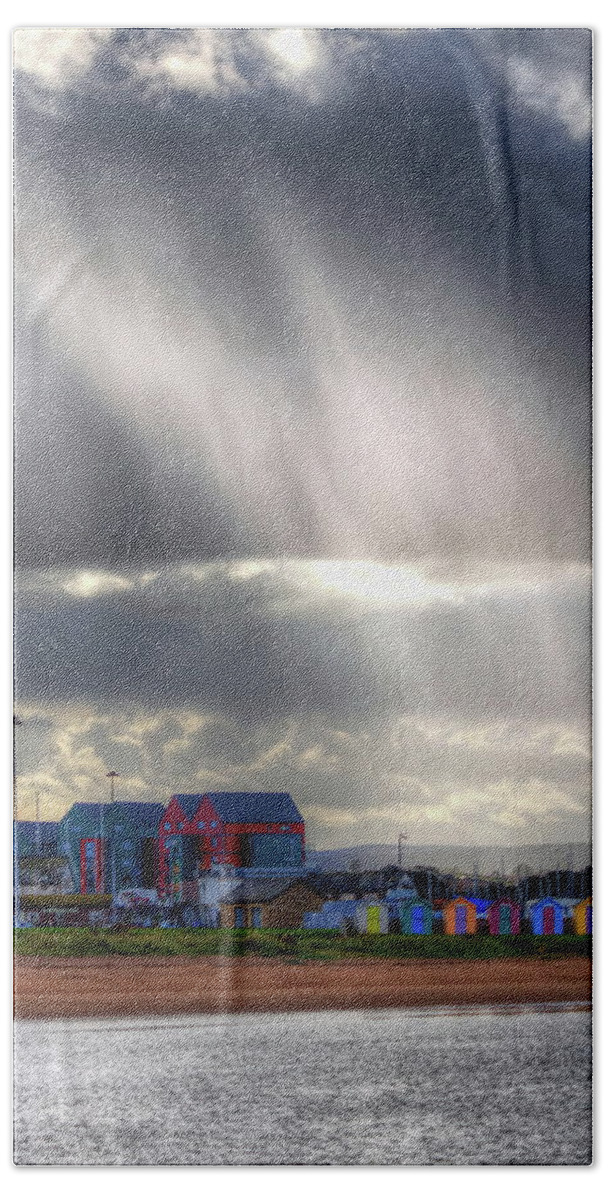 Beach Huts Hand Towel featuring the photograph Beach Huts At Amble by Jeff Townsend