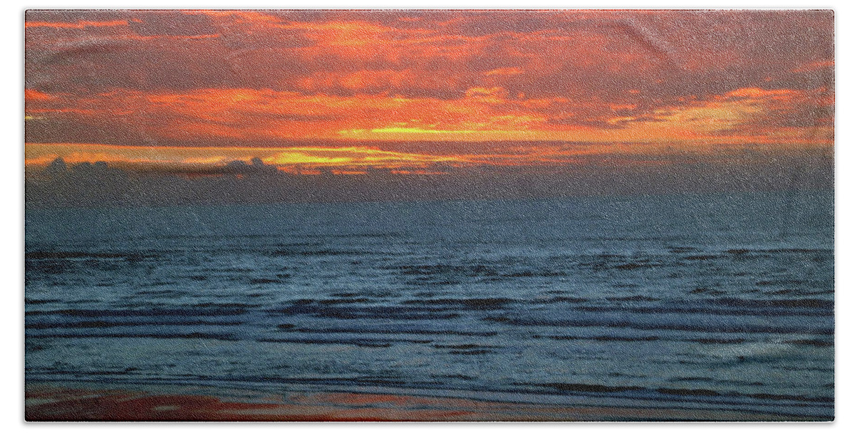 Beach Hand Towel featuring the photograph Beach Sunset by William Rockwell