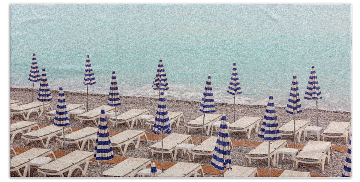 Beach Umbrellas In Nice Bath Towel featuring the photograph Beach Umbrellas in Nice by Melanie Alexandra Price