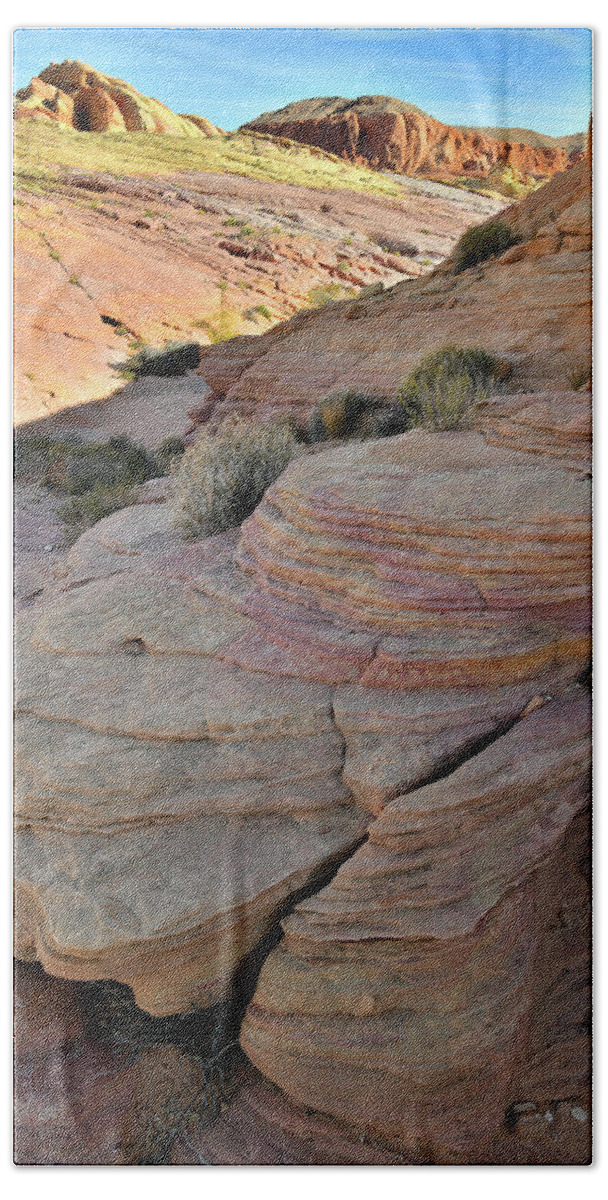 Valley Of Fire State Park Bath Towel featuring the photograph Beautiful Layers of Color in Valley of Fire by Ray Mathis