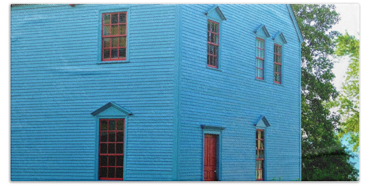 - Blue House In Portsmouth Nh Bath Towel featuring the photograph - Blue House in Portsmouth NH by THERESA Nye