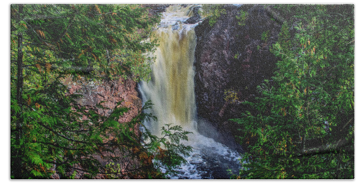 Autumn Colors Hand Towel featuring the photograph Brownstone Falls by Dawn Richards